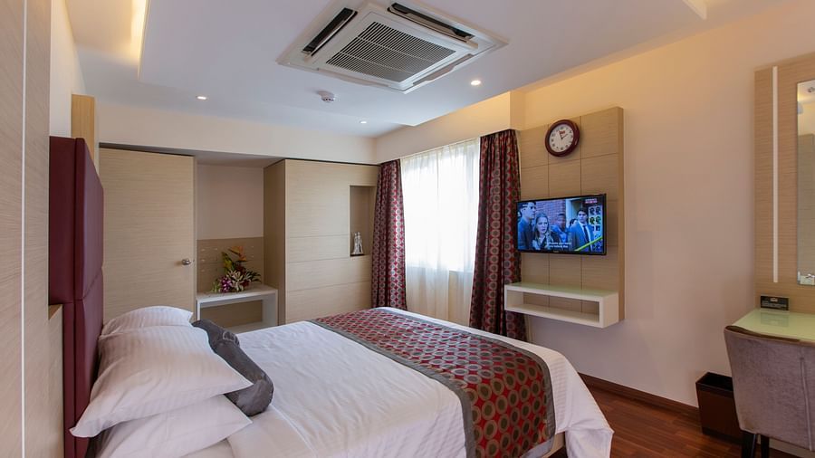 Hotel Pai Viceroy Tirupathi Suite interior image