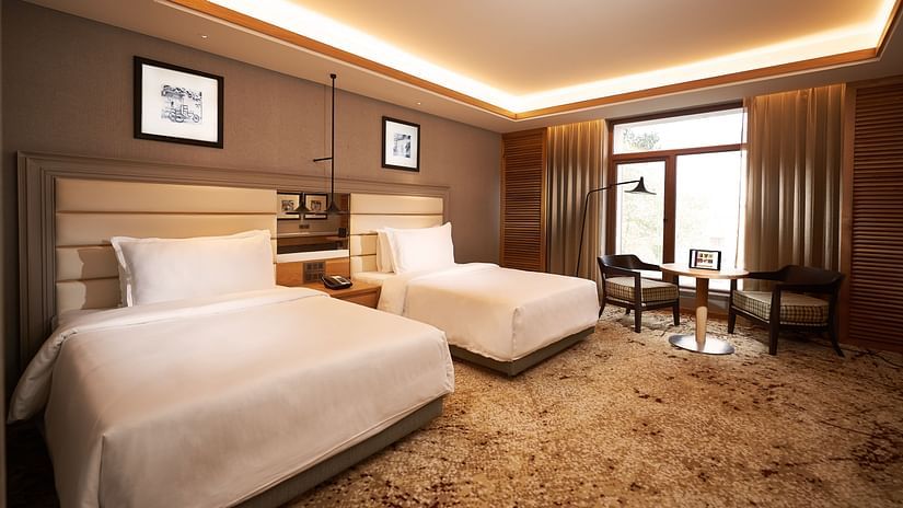 Club Rooms  with twin beds