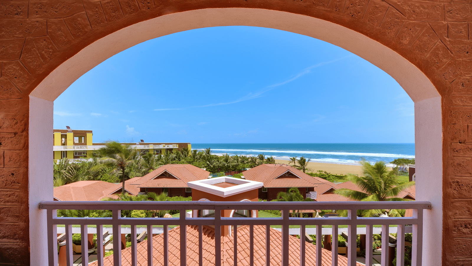 Heritage Premium room with private balcony overlooking the gardens at MAYFAIR Heritage, Puri