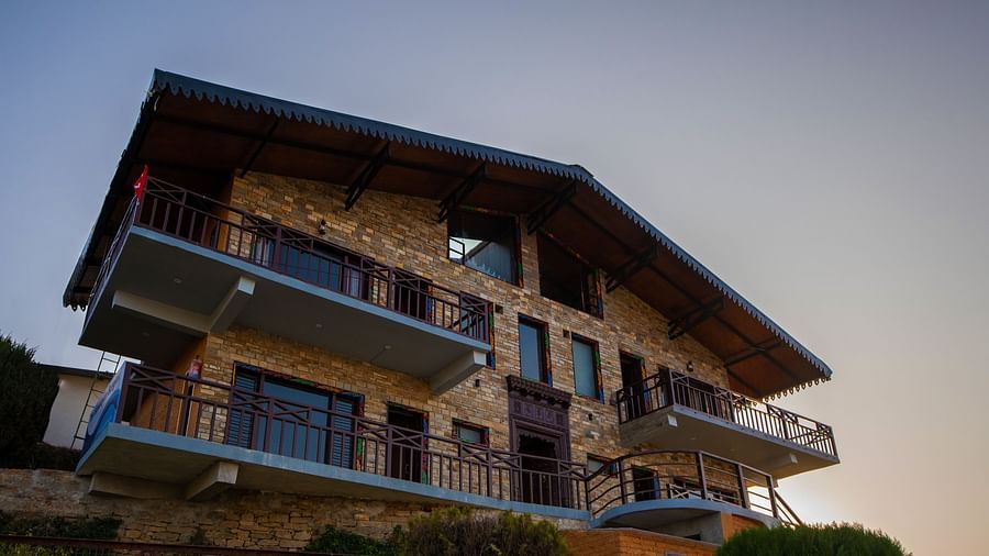 A beautiful stone-built homestay nestled amidst verdant hills, offering a picturesque retreat in nature's lap. - Blusalzz Homes The Himalayan Bungalow, Almora