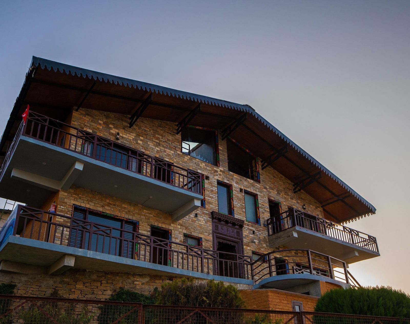 A beautiful stone-built homestay nestled amidst verdant hills, offering a picturesque retreat in nature's lap. - Blusalzz Homes The Himalayan Bungalow, Almora