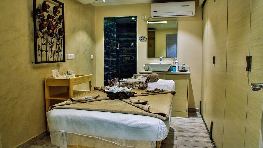 Kairos Saloon Spa at Hotel Daspalla Hyderabad Hotel in Hitech City 2