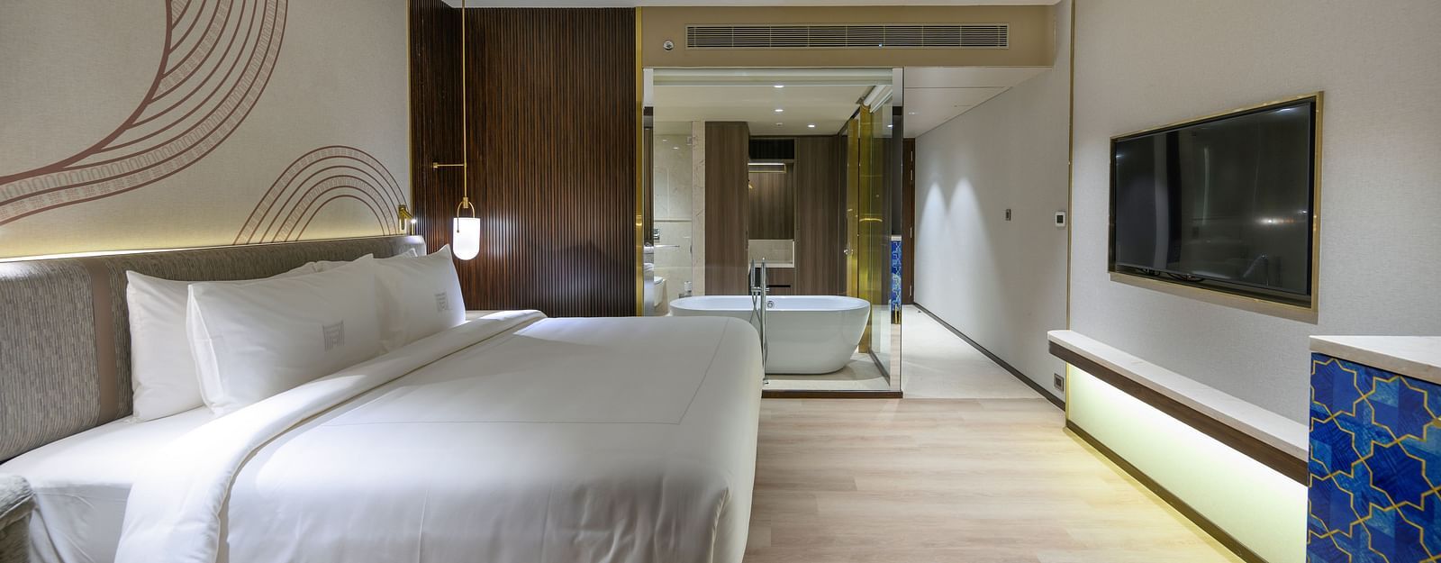 Club Room3