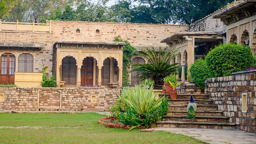 Deo Bagh - 17th Century, Gwalior - the exterior facade of the brown-coloured 17th century architecture of the resort in Gwalior
