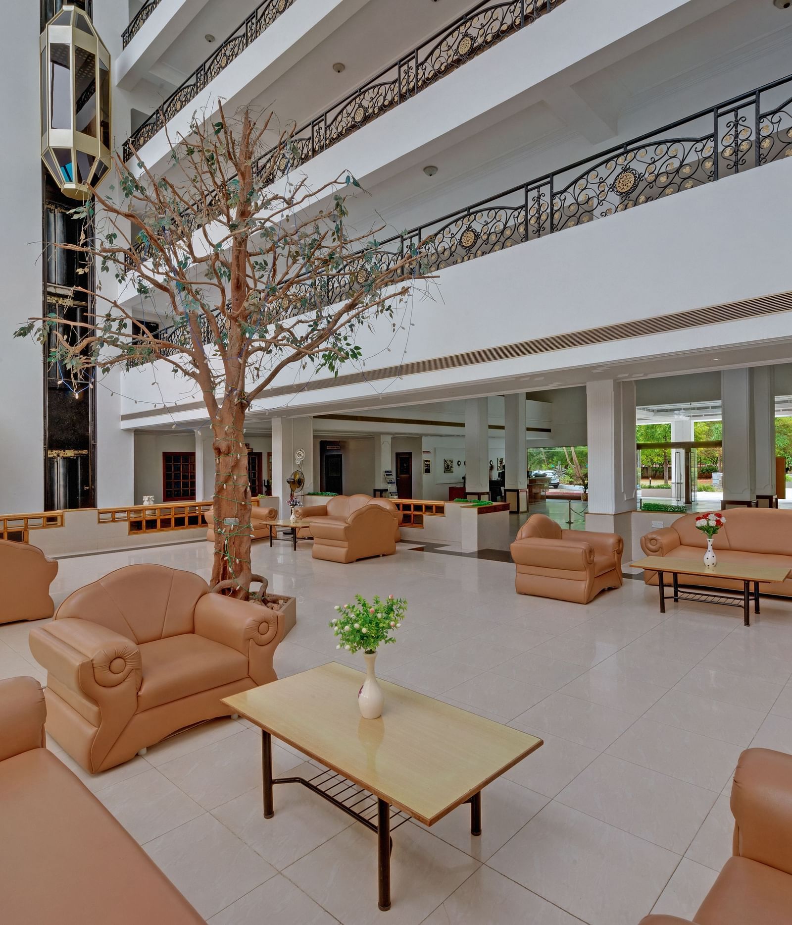 Sitting area at SRM Hotel, Trichy