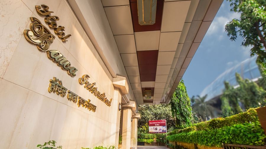 exterior facade of hotel bawa international