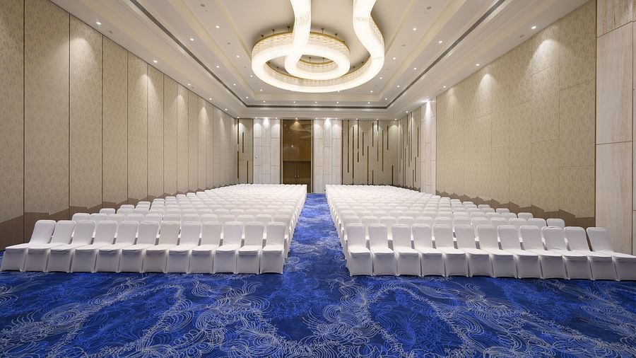Mirai Ballroom Half 1