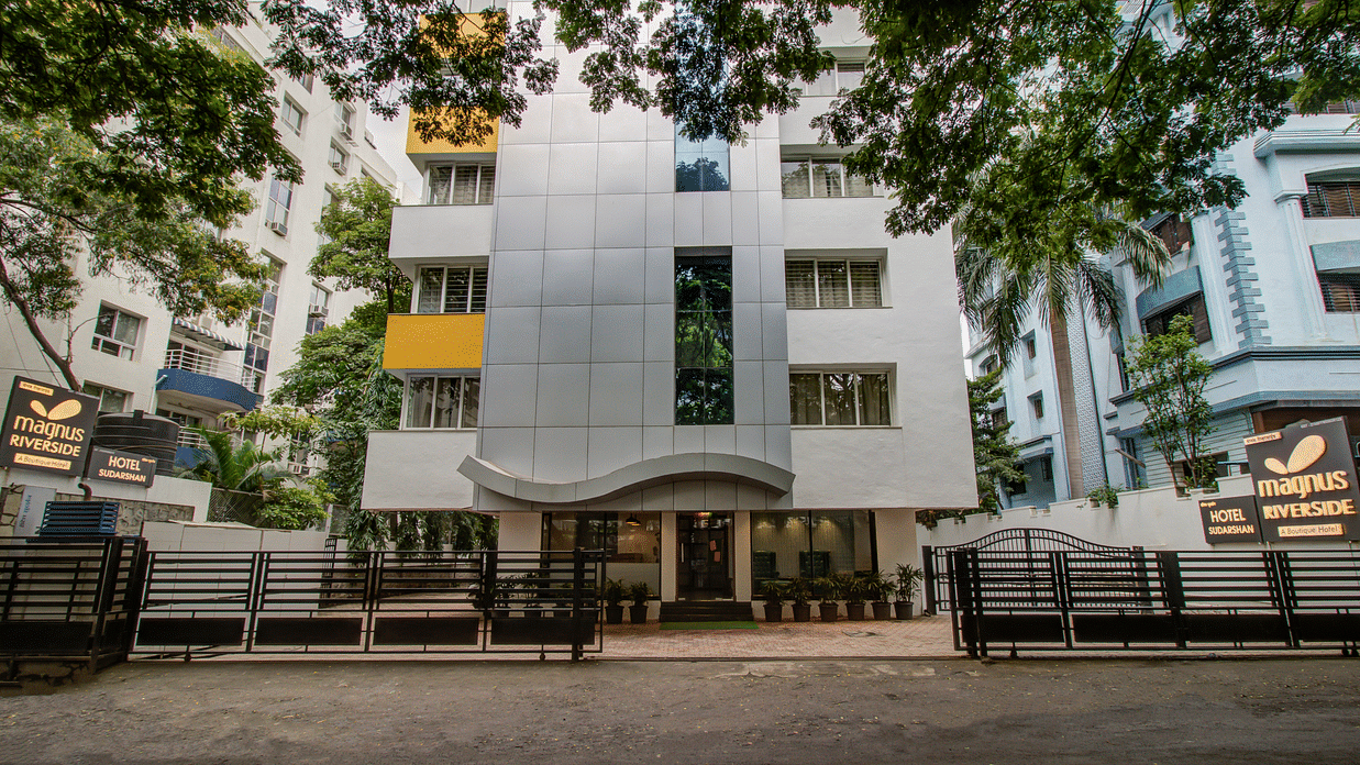 exterior view magnus riverside