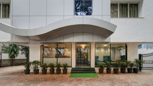 magnus riverside exterior