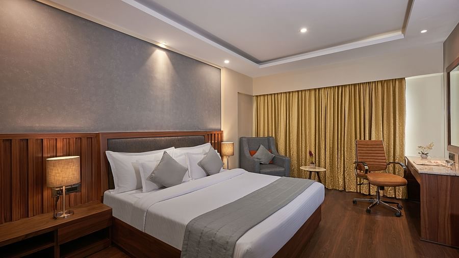 Club Room - Southern Star Bangalore Hotel - Photos  (10)