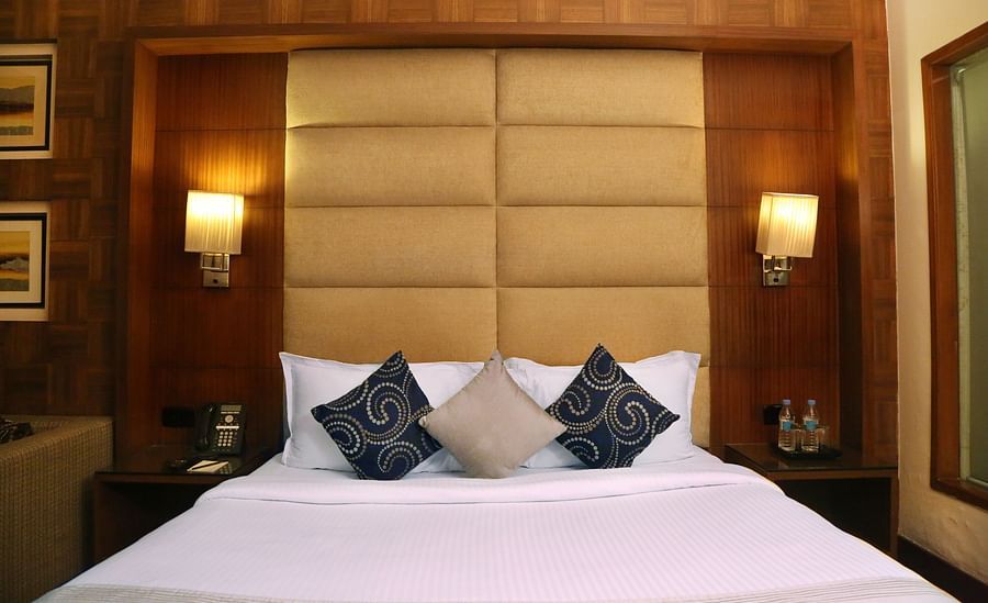 Premium Rooms at The Bristol Hotel Gurgaon, Rooms Near Sikanderpur Metro Station 2