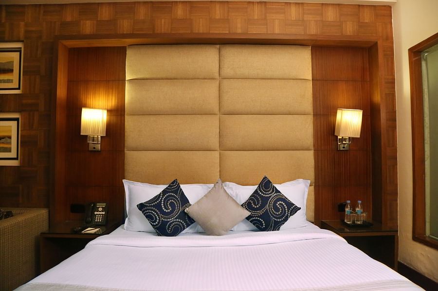 Premium Rooms at The Bristol Hotel Gurgaon, Rooms Near Sikanderpur Metro Station 2