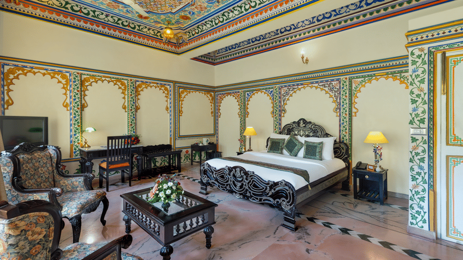 Palace Room 305