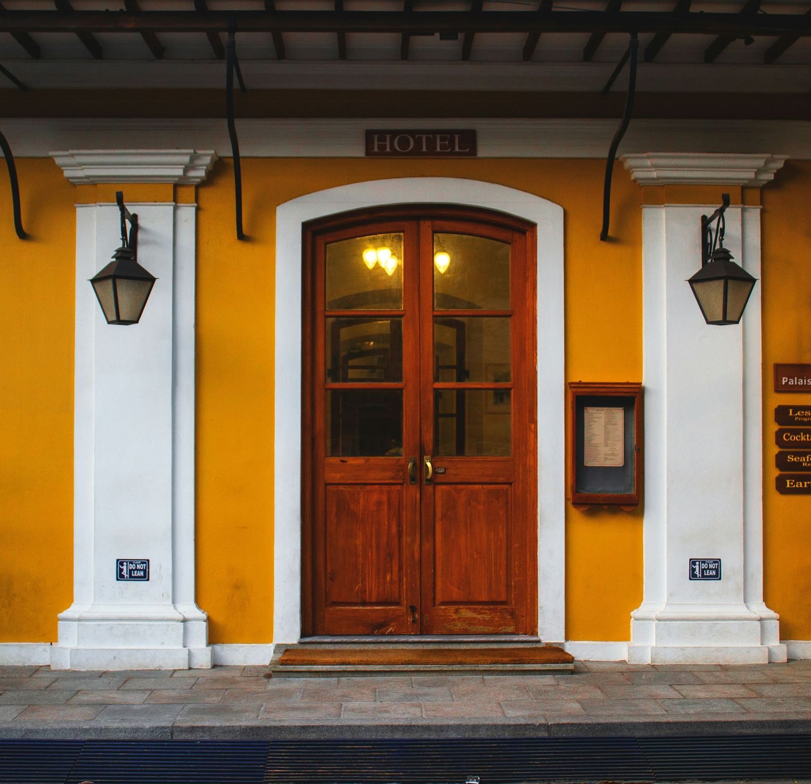 Facade view of an entrance to a building in the french quarters in Pondicherry