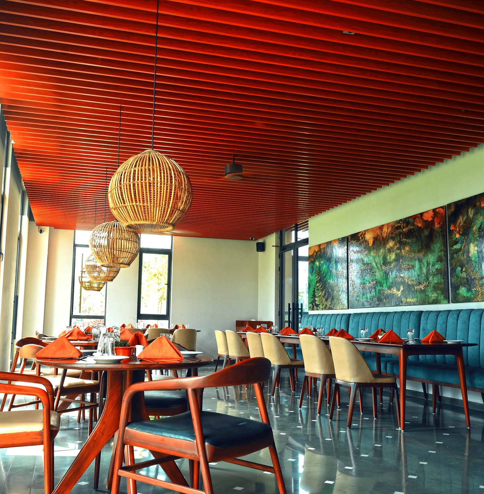 Silver Fir restaurant at Singalila Club with wooden ceilings and table arrangement