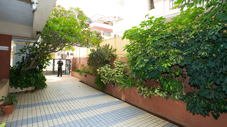 Hotel Entry - Main Porch - 7
