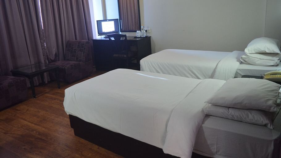 Harbour View Residency Cochin Deluxe Room Hotel Harbour View Residency Cochin 5