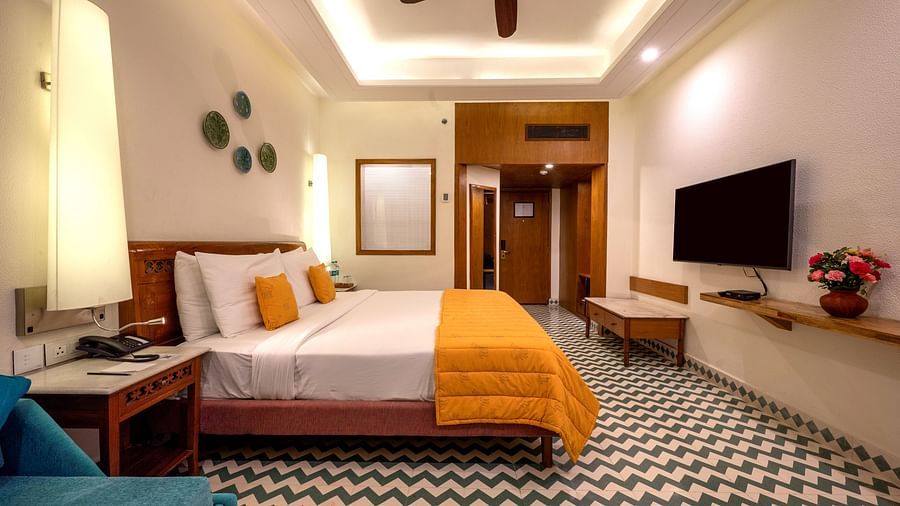 Club Room 3