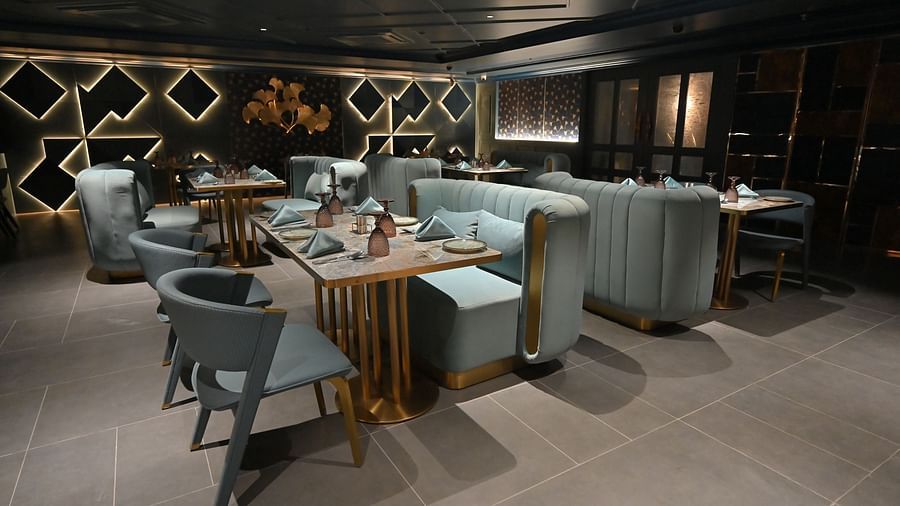 Flow restaurant with patterned wall illuminating light at Clarks Collection Grand Sapphire, Ajmer