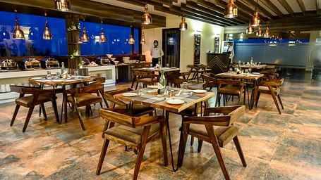 Restaurant 1 (8)