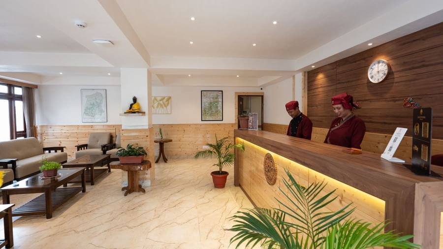 RECEPTION  (7)