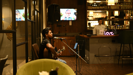Bar