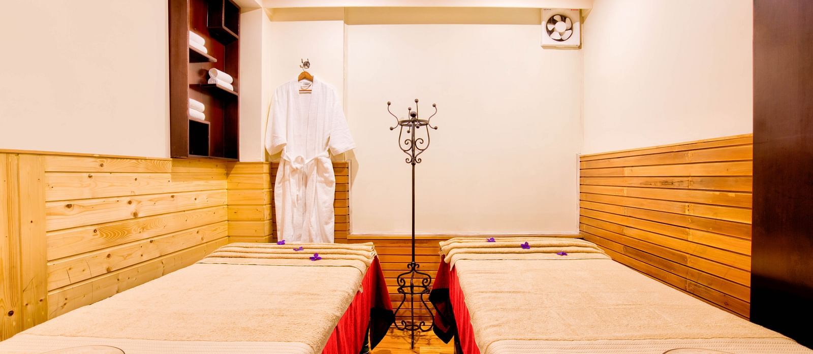 Spa at Summit Ttakshang Residency Hotel & Spa, Gangtok