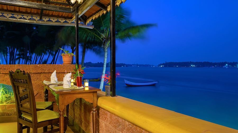 Dining by the River