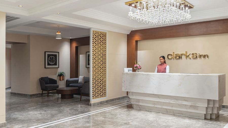 Stylish reception area with a modern design and sleek finishes.