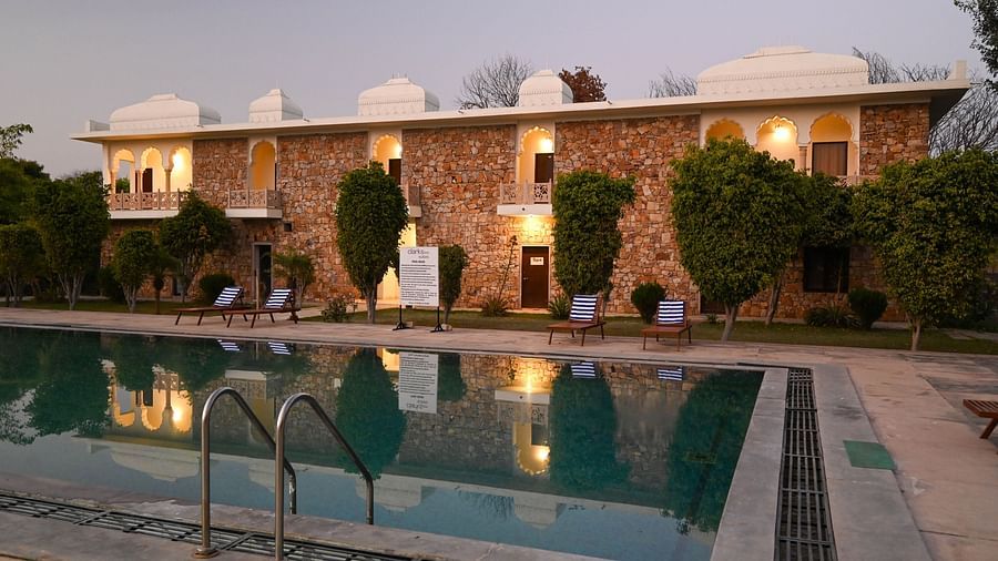 Swimming pool at Clarks Inn Suites, Ranthambore