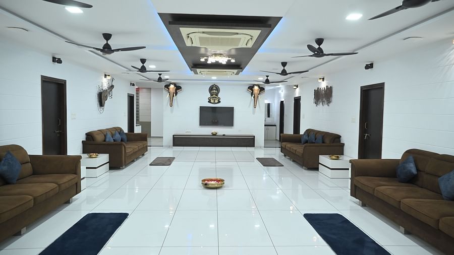 a long shot of the lobby at Clarks Safari Kheda, Ahmedabad