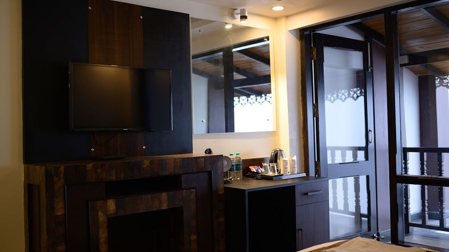 Family Room 5