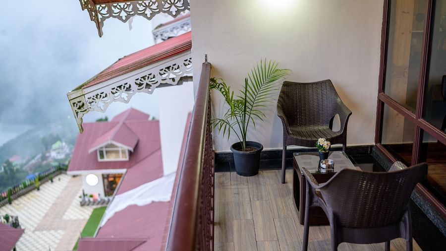 Kanchenjunga Family Room 10