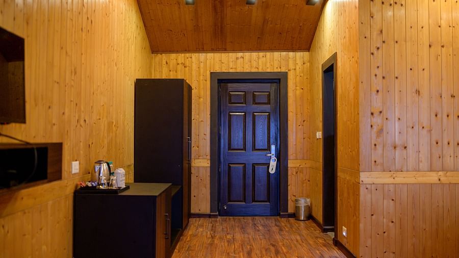 Kanchenjunga Room 11