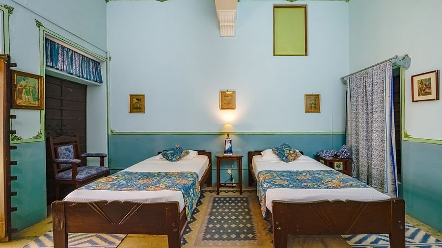 Blue Room 2