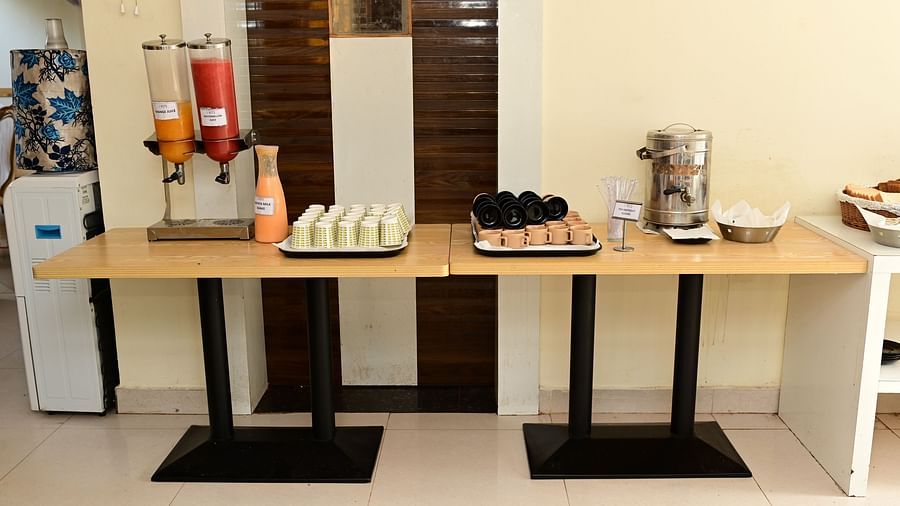 drinks counter during a buffet at one of the restaurants - VITS shanti solitaire, North Goa