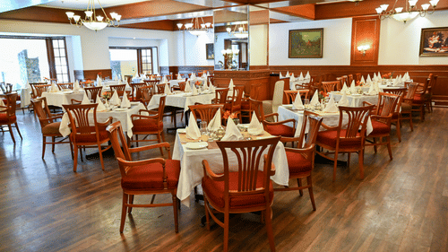 the sitting area at Silver Oak Restaurant in Kodaikanal 4