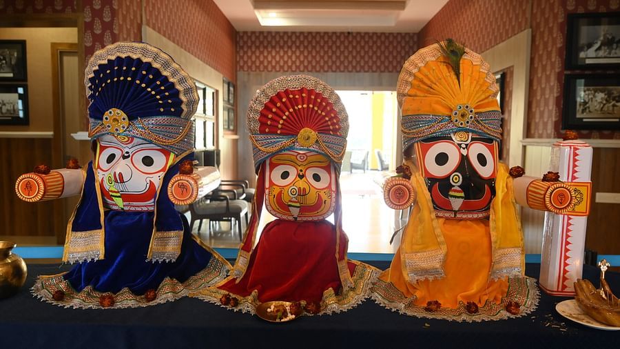 Idols of lord Jagannatha, Subhadra and Balaram in the Lobby of MAYFAIR World Cup Village, Rourkela 1