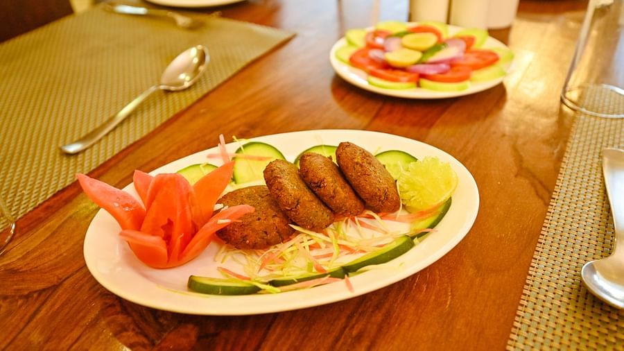 A plate full cutlets and salad - Clarks Safari, Ranthambore