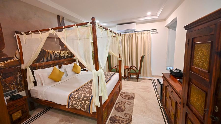 Suite room