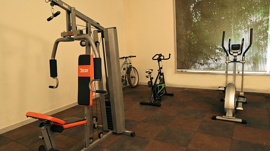 A gymnasium featuring multiple fitness equipments - Clarks Safari, Ranthambore