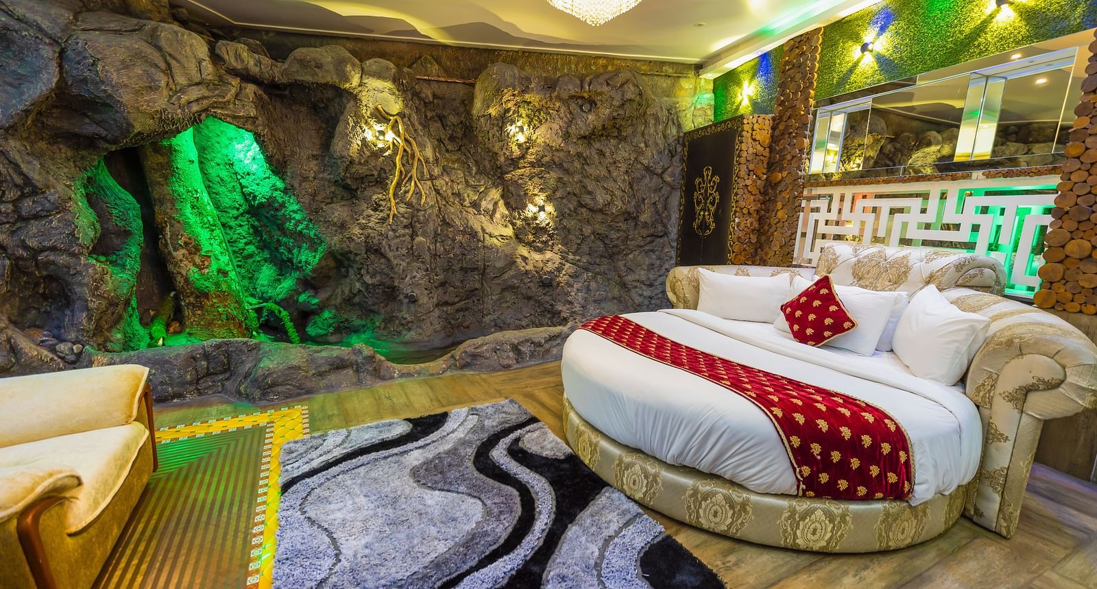 Single Bedroom Pool Villa at Parakkat Nature Hotel and Resorts, Munnar 6