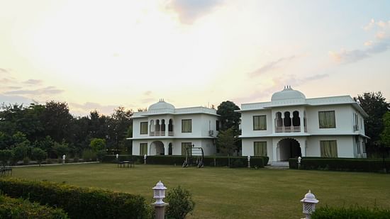 Facade of Clarks Inn Suites, Ranthambore