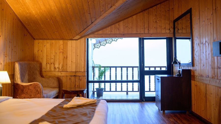 Kanchenjunga Family Room 18