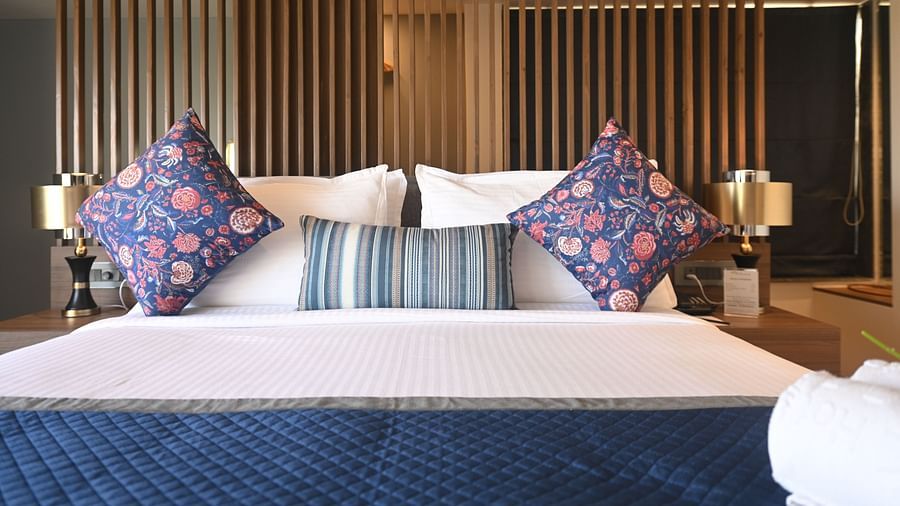 Studio suite bed