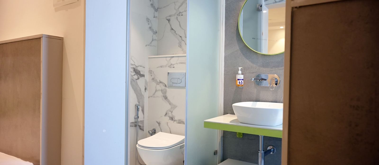 Picture featuring a clean washroom - Hotel Le ROI Express, Karol Bagh 