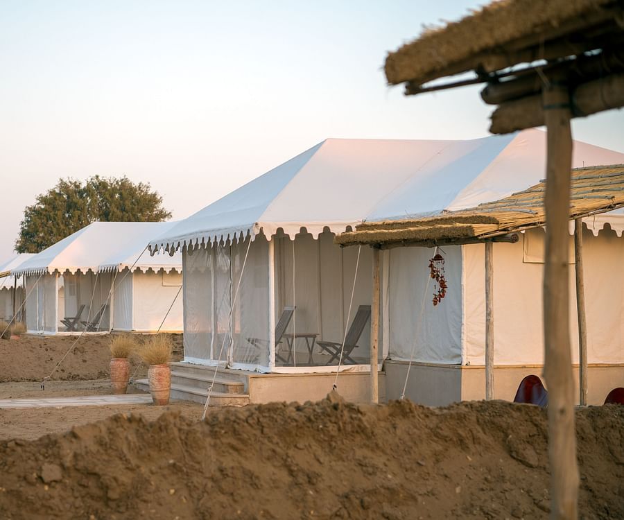 alt-text The exterior of the premium camps - Karwaan Jaisalmer