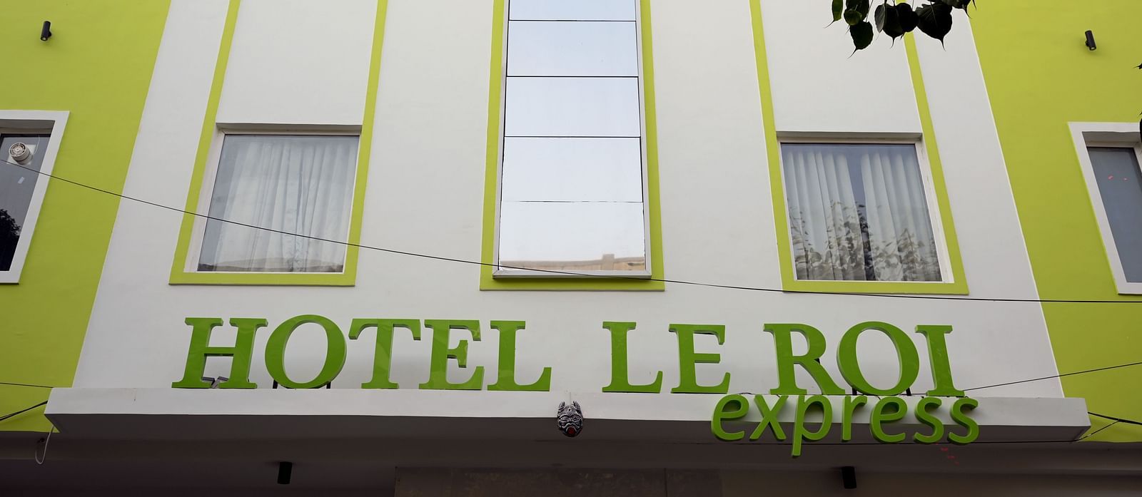 Picture featuring the facade of Hotel Le ROI Express, Karol Bagh 