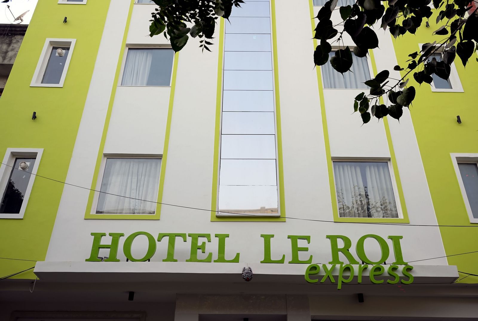 Picture featuring the facade of Hotel Le ROI Express, Karol Bagh 