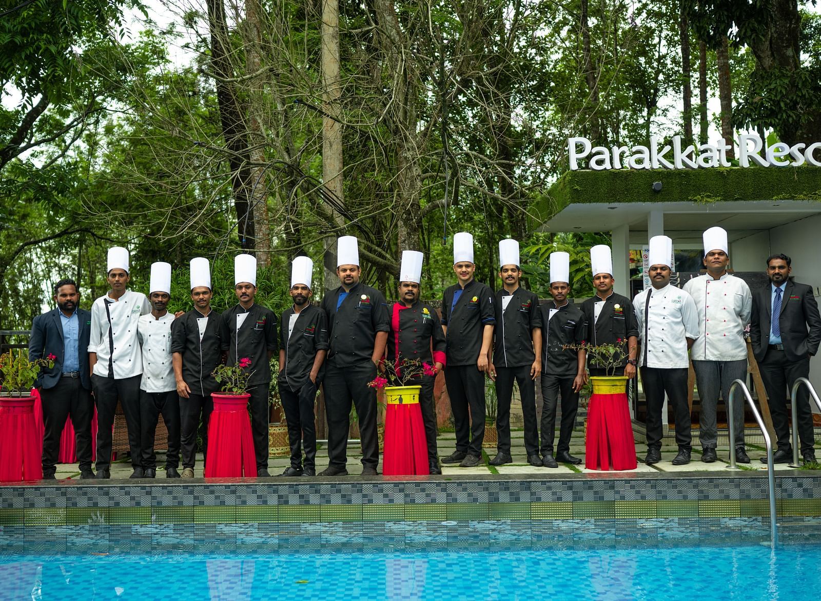 Dining at Parakkat Nature Hotel and Resorts, Munnar 8